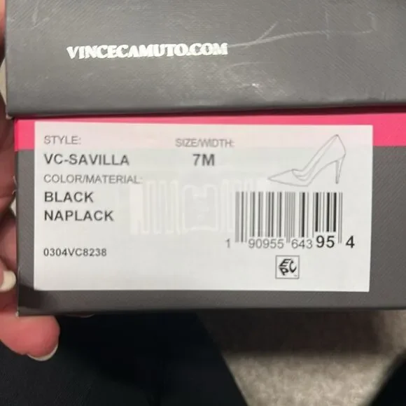 Vince Camuto black patent heels - Picture 6 of 6